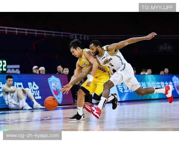 CBA外援与本土球员共创辉煌，cba队员外援