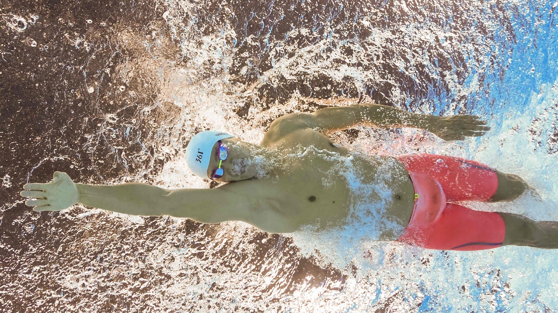 开云体育首页-“亚戈·卡尔曼的传球技术与进攻创意，成就阿根廷美洲狮队的崛起”