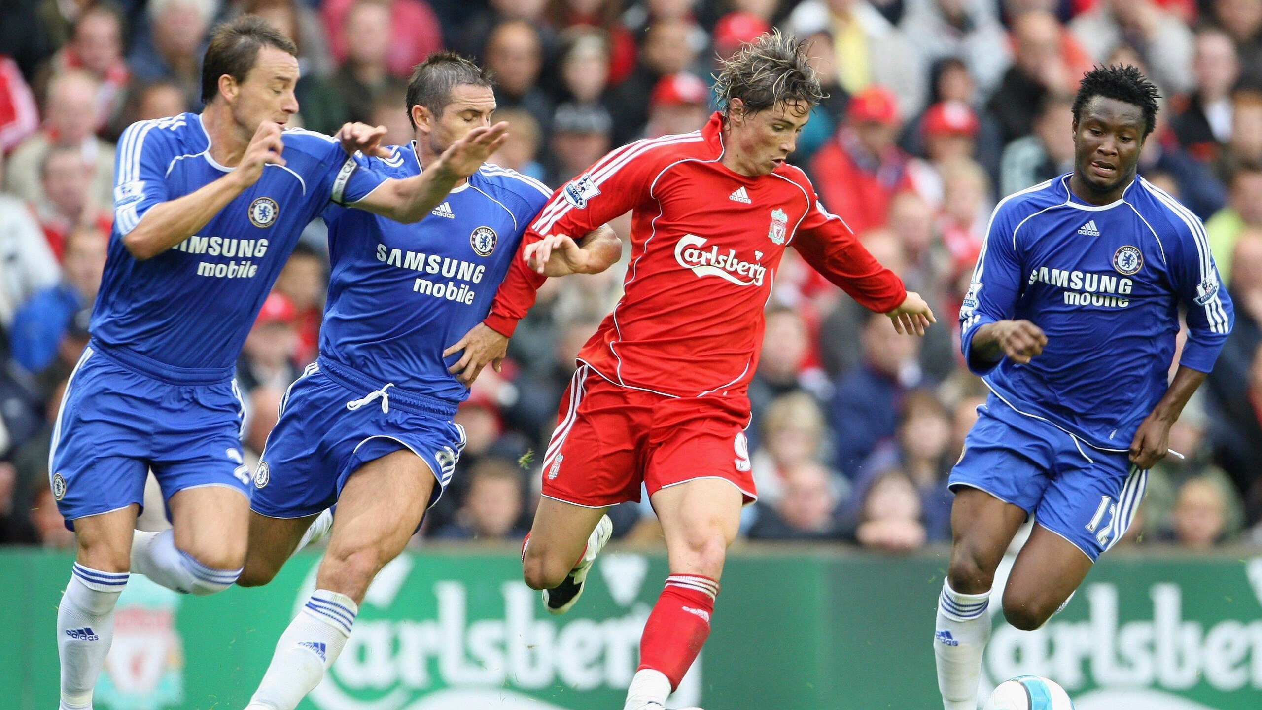 “胡利安·门德斯的精准传球与敏锐视野,成为阿根廷美洲狮队的关键武器”